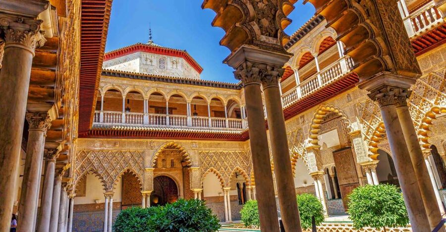Seville: Alcázar Guided Palace Tour with Priority Access - Why the Alcázar deserves a guided visit