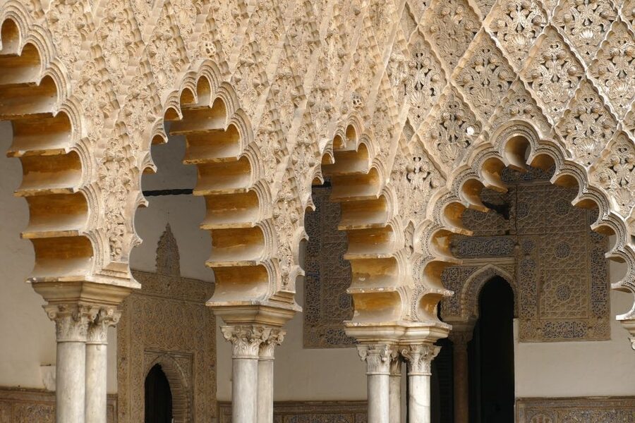 Seville: Alcazar Skip-the-Line Guided Tour with Tickets - The gardens and what to do after the tour
