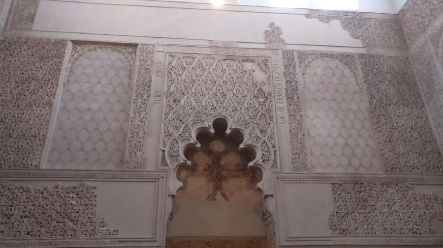 Seville: Alcázar Tour with Tickets Included - Does the skip-the-line ticket save time?