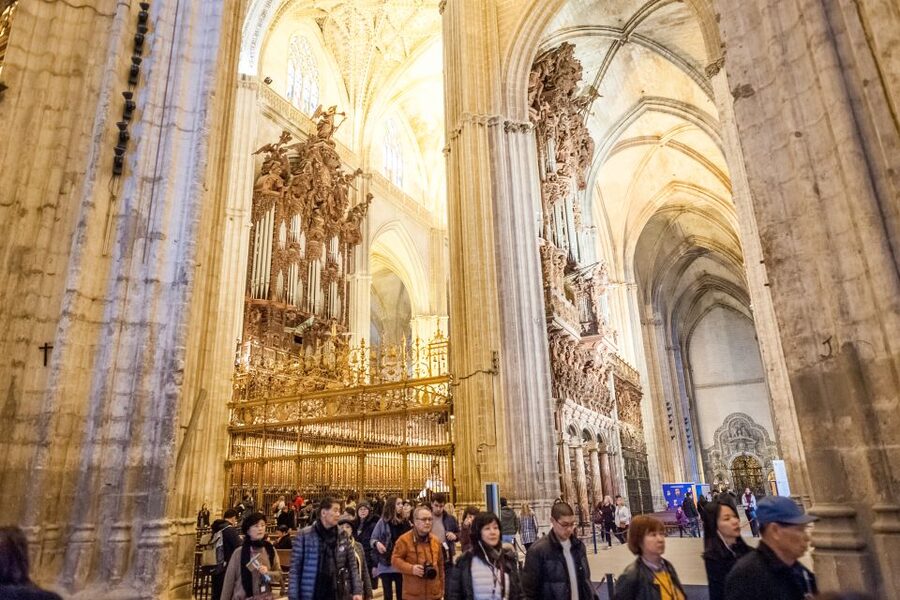 Seville Guided Tour: Cathedral, Giralda & Optional Alcázar - Should you book it?