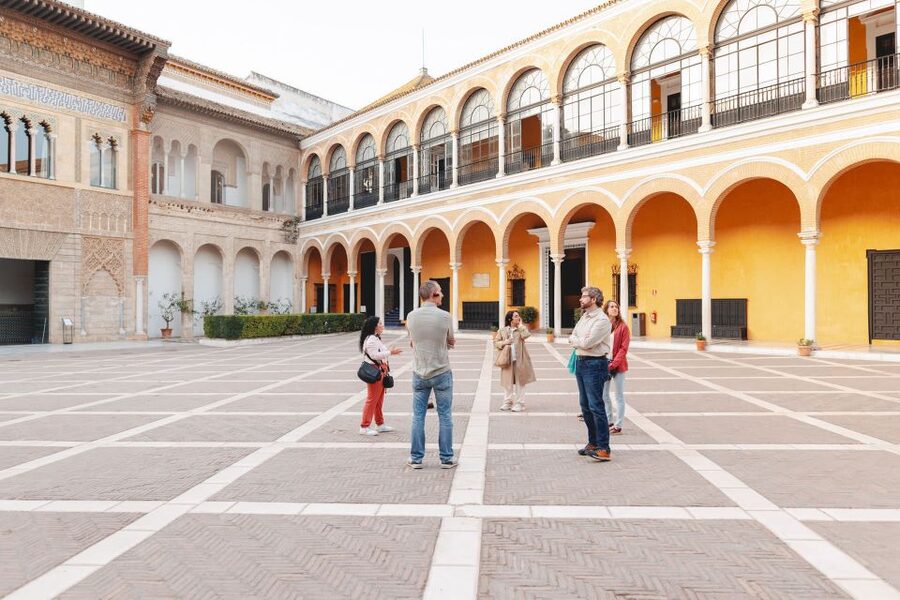 Seville: Guided Walking Tour with Alcazar & Cathedral Access - The best way to judge the experience