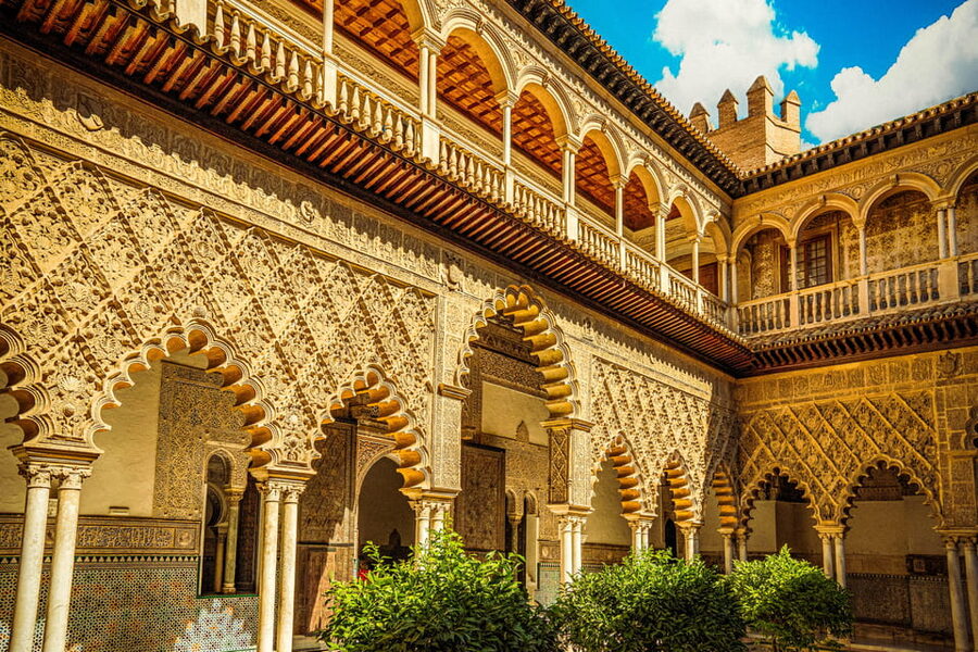 Seville: Priority Access Cathedral, Giralda & Alcázar Tour - Meeting at Plaza del Triunfo