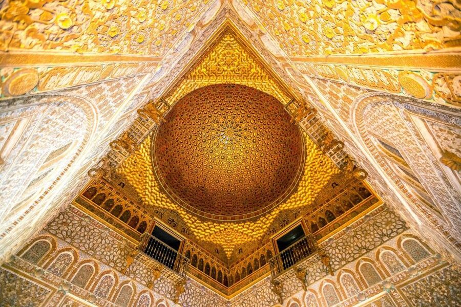 Seville: Priority Access Royal Alcazar Tour - Why the Royal Alcázar deserves your time
