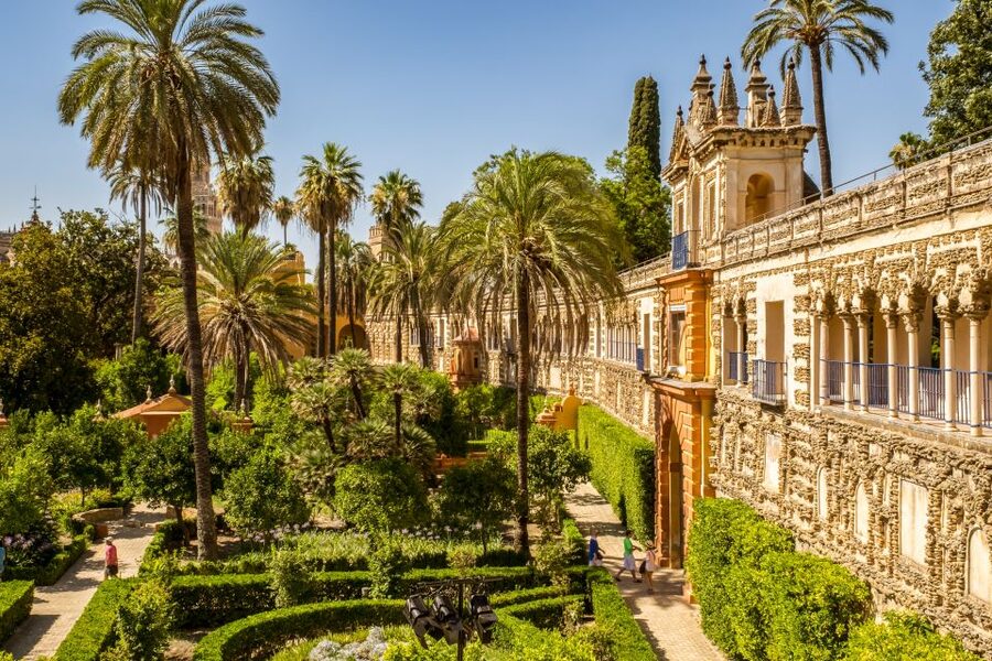 Seville: Royal Alcázar Entry Ticket - Entering through Puerta del León