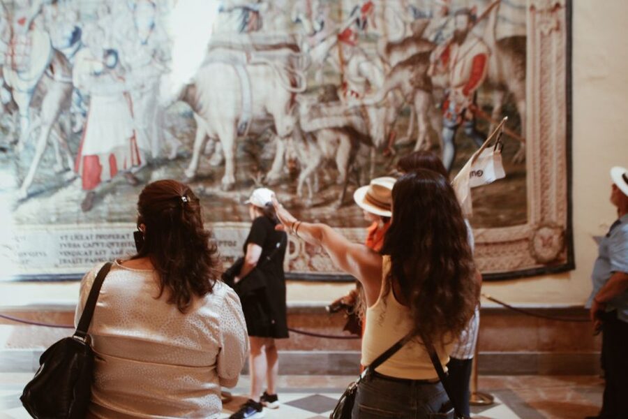 Seville: Skip-the-Line Royal Alcázar Guided Tour - Why the Royal Alcázar deserves your morning