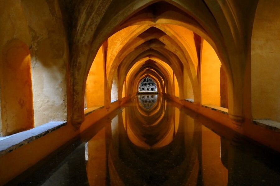 Seville: Small-Group Alcázar Guided Tour & Entry Ticket - The Mudejar Palace built by Peter I