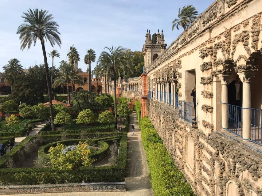 Seville: Small-Group Alcázar Guided Tour & Entry Ticket - Ending at the Maria Padilla Baths