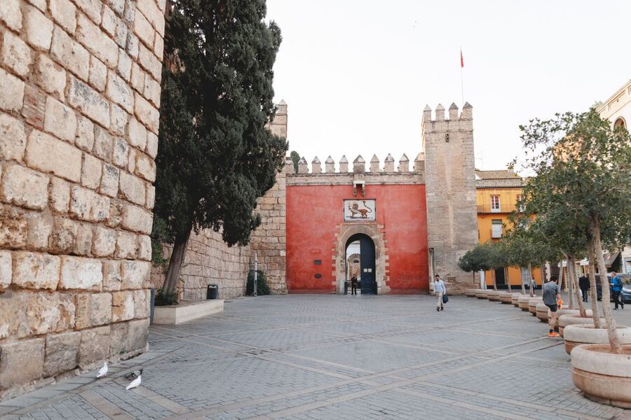 Seville: VIP Exclusive Early Access Tour of The Alcazar - Cancellation, timing, and practical facts