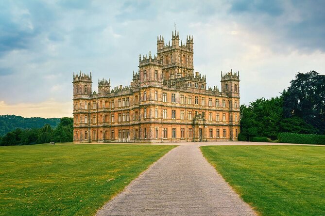 Shared Group Downton Abbey and Highclere Castle Tour from London - Key points at a glance