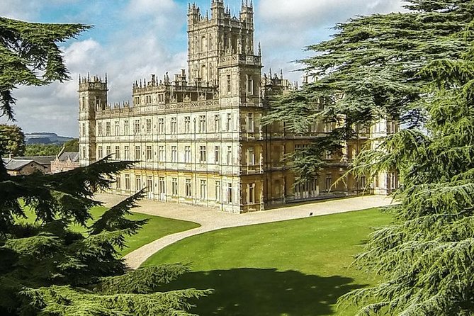 Shared Group Downton Abbey and Highclere Castle Tour from London - Why this Downton day trip works