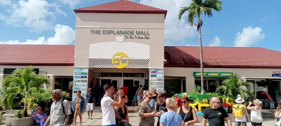 Shared Tour: Annandale Waterfall, Fort & Beach Escape - FAQ