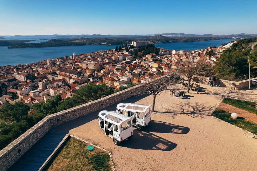 Šibenik: 3 hours City&wine tour, tasting and fortresses inc - Why the tuk tuk makes sense in Šibenik