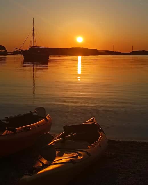 Šibenik: Sea Kayaking Tour to St. Nicholas Fortress - What $68 includes, and what it does not