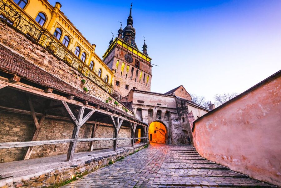 Sighisoara: Candlelight Tour of Dracula's Home Town - Food advice at the end of the walk