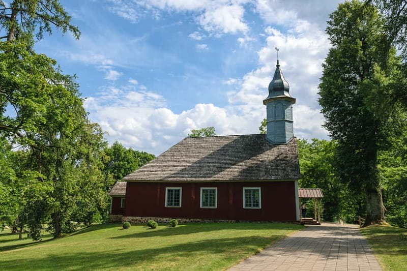 Sigulda Day Tour - Castle Ruins, Gūtmaņala Grotto, & More - What the $235 price includes
