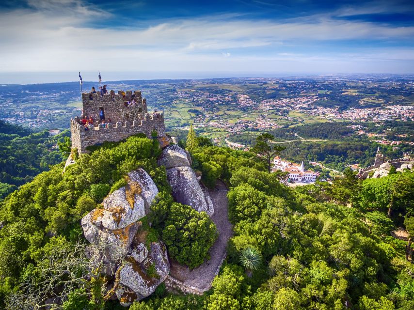 Sintra: Castle of the Moors E-Ticket and Audio Guide - Walking the Moorish Castle walls in Sintra
