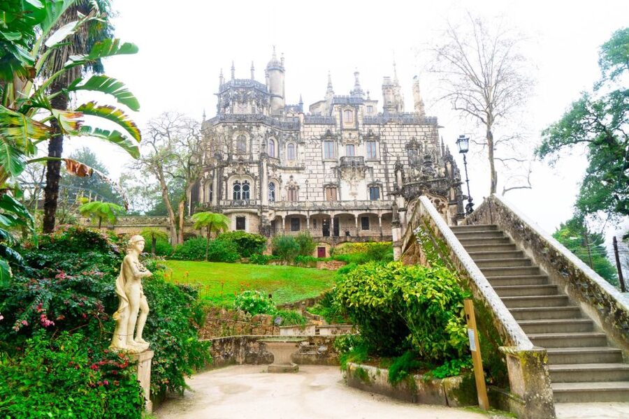 Sintra: Castle of the Moors & Quinta Entry with Audio Guides - Who should choose this experience?