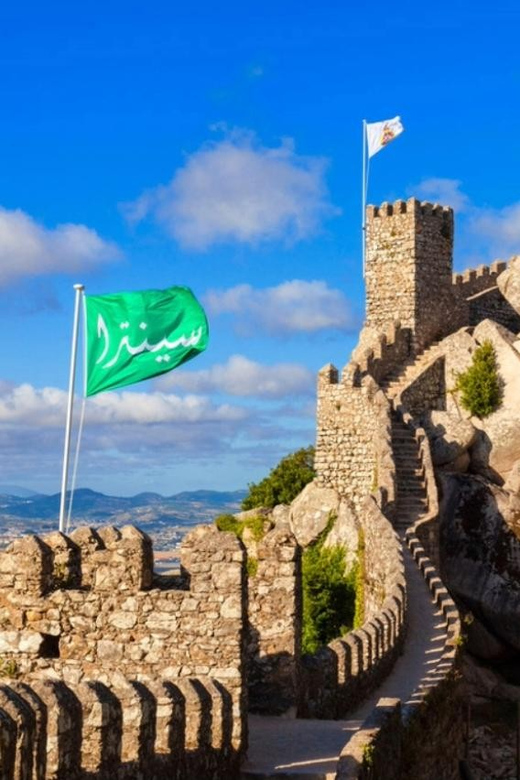 Sintra: Official Public Bus Transport: All Palaces & Castles - Line 434 to Pena Palace and the Moorish Castle