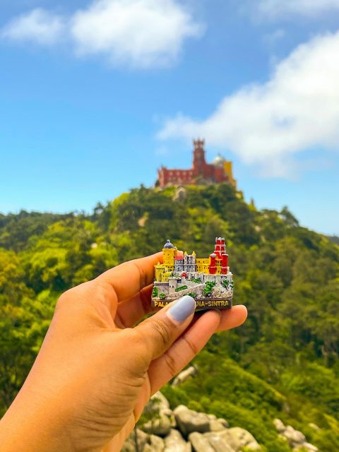 Sintra: Pena Palace, Moorish Castle, Regaleira, & Monserrate - Lunch, pastries, and a short pause in Sintra town