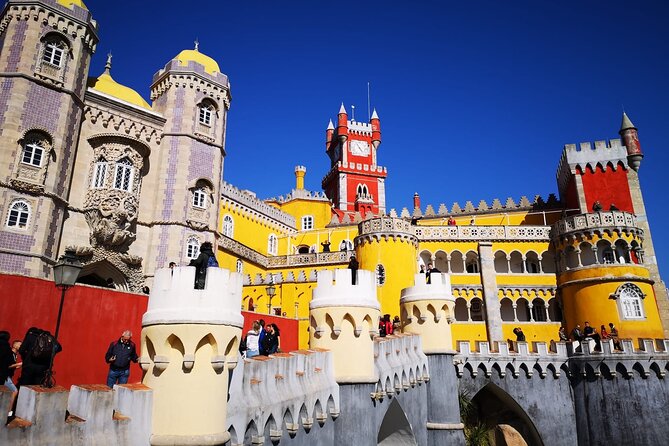 Sintra Tour with Pena Palace, Moorish Castle and Regaleira - Private - Why this private Sintra tour works well