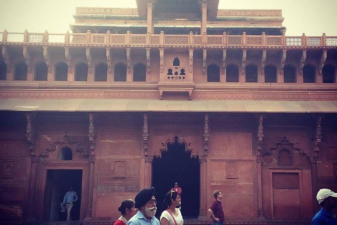 Skip-the-Line: Agra Fort Entrance Ticket with Guided Tour - Jahangir Palace and the royal residences