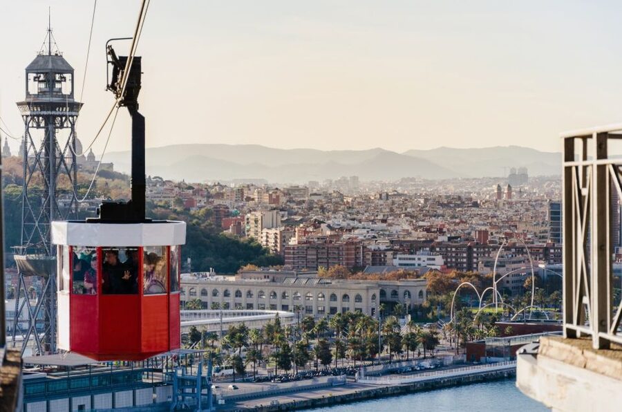 Skip-the-line Montjuïc Castle Tour with a Cable Car Ride - Entering Montjuïc Castle without the ticket-office wait