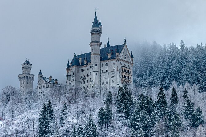 Skip The Line Neuschwanstein Castle Tour from Hohenschwangau - Why the Hohenschwangau starting point matters