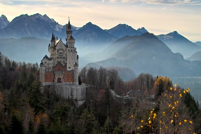 Skip The Line Neuschwanstein Castle Tour from Hohenschwangau - The guides shape the day
