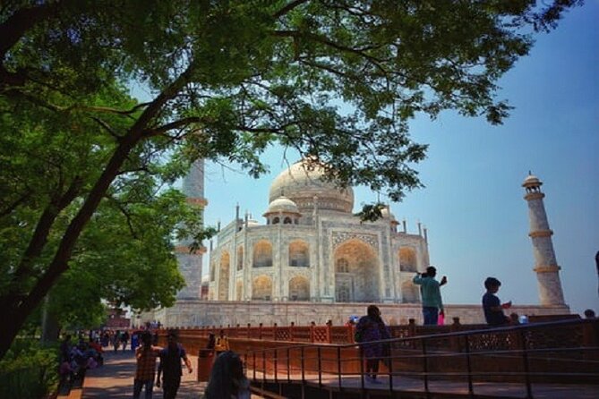 Skip The Line Private Taj Mahal & Agra Fort Day Tour By Car - Exploring Agra Fort for up to two hours