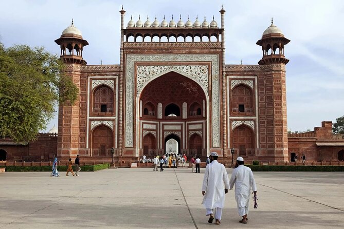 Skip-the-Line Private Tour to Taj Mahal and Agra Fort - Agra Fort reveals the Mughal court