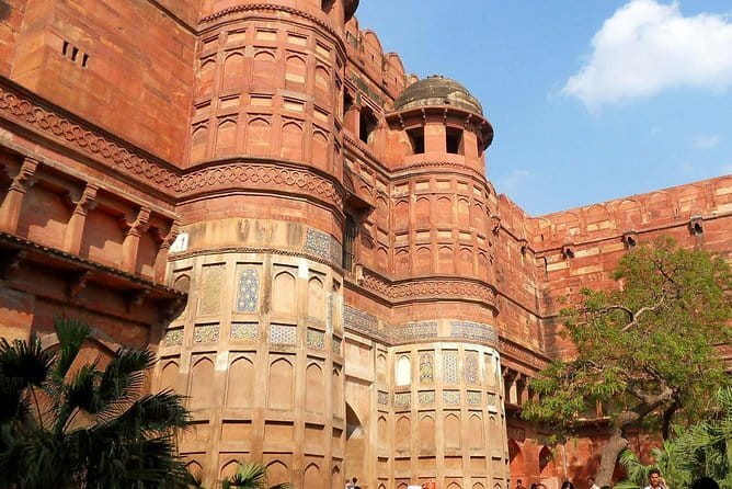 Skip-the-Line Taj Mahal Agra Fort Baby Taj Tour From Agra - Who should book this Agra tour?
