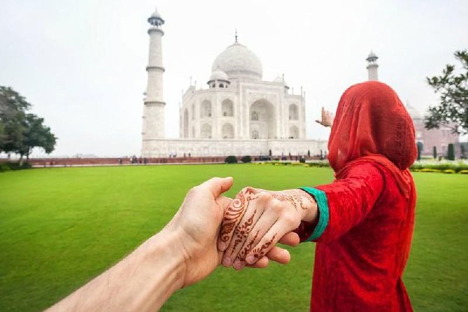 Skip The Line Taj Mahal and Agra fort Tour - Pickup at your hotel or Agra railway station