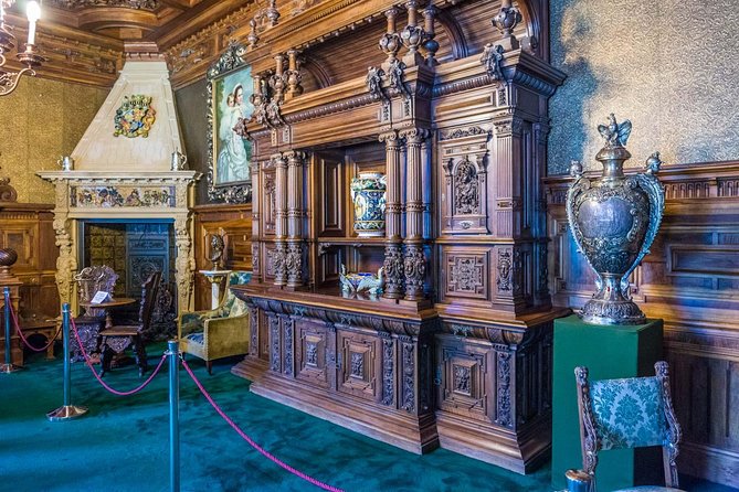 Small-Group Day Trip to Dracula's Castle, Brasov and Peles Castle - Who should book this tour?
