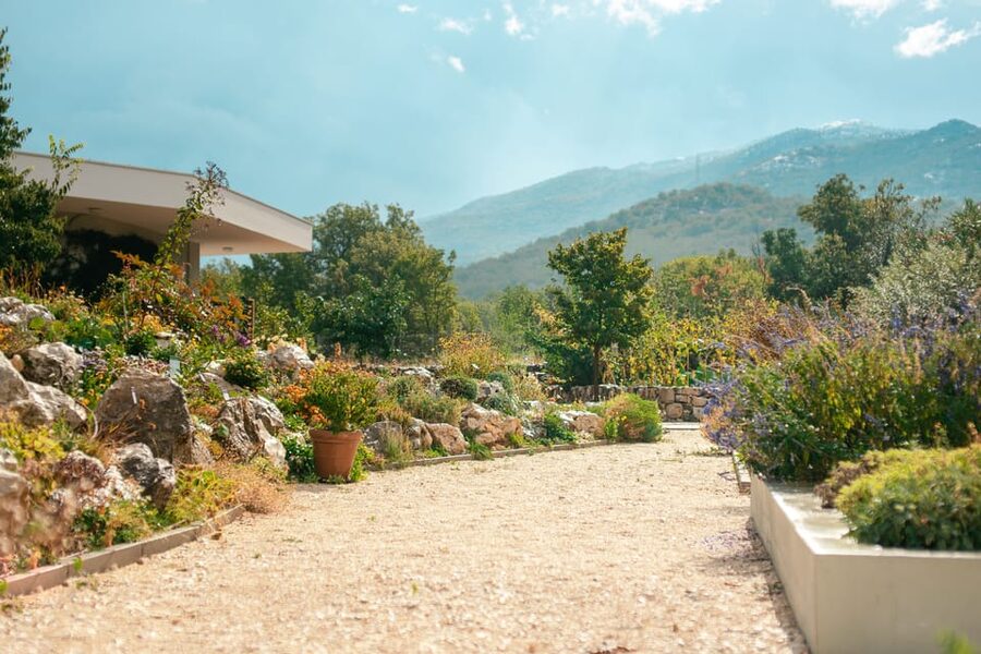 Split: Private tour to Klis Fortress and Vranjača cave - Key points to know before booking