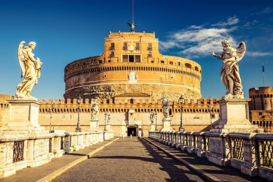 St. Angel's Castle: 2-Hour Private Tour - From Hadrian’s mausoleum to a medieval fortress