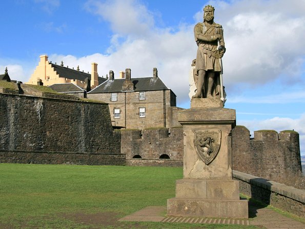 Stirling Castle and Whisky Very Small Group Tour from Edinburgh - Leaving Edinburgh for Stirling Castle