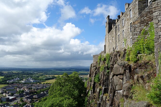Stirling Castle, Kelpies and Loch Lomond from Edinburgh - Balloch and Loch Lomond: choose your hour carefully