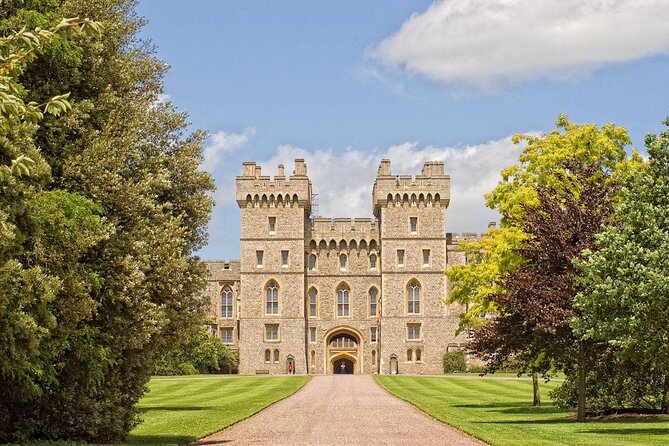 Stonehenge, Windsor Castle, and Bath from London - Three great English sights without renting a car