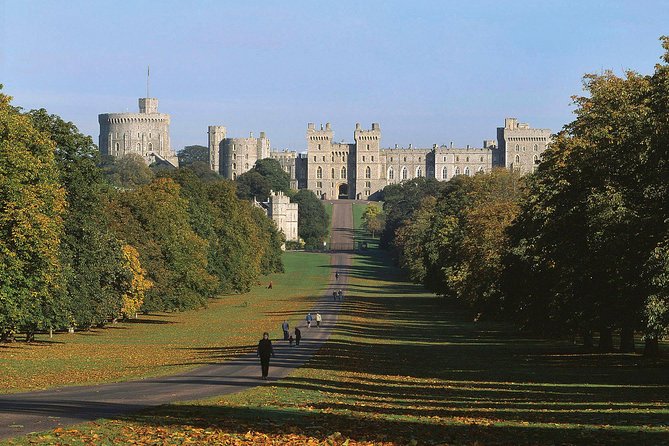 Stonehenge, Windsor Castle, and Bath from London - The guide and driver make a real difference