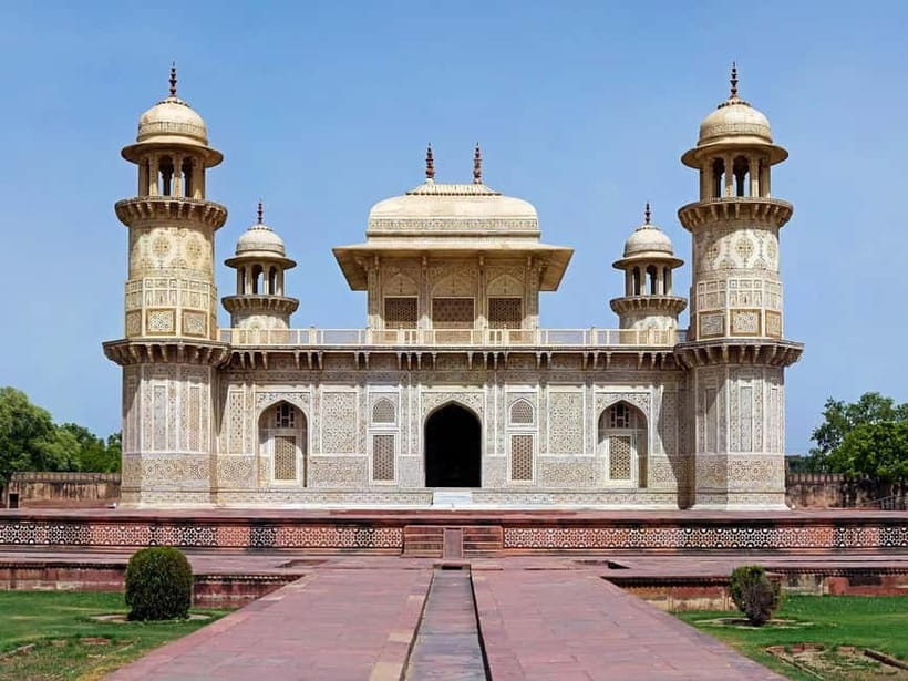 Sunrise Taj Mahal, Agra Fort & Baby Taj Tour (All-Inclusive) - Key points at a glance