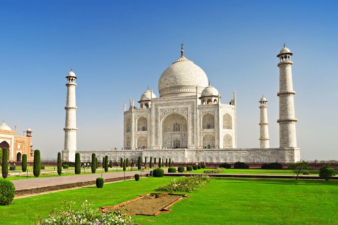 Taj Mahal Agra Fort and Fatehpur Sikri Guided City Tour - Three Mughal landmarks, one very full day