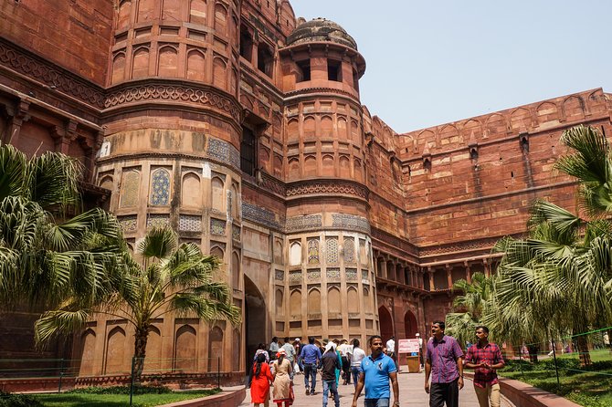 Taj Mahal, Agra Fort, Baby Taj & Mehtab Bagh Private City Tour - Lunch and the practical middle of the day