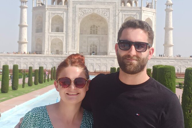 Taj Mahal & Agra Fort Half-Day Private Tour - Exploring Agra Fort for one focused hour