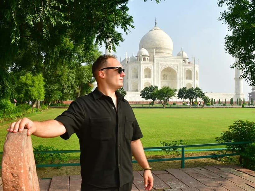 Taj Mahal & Agra Fort Private Tour with Lunch & Pickup - Why a private guide changes the Taj Mahal visit