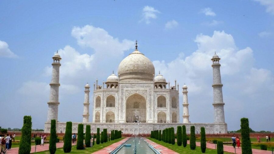 Taj Mahal & Agra Fort Private Tour with Lunch & Pickup - Agra Fort explains the Mughal power behind the monument