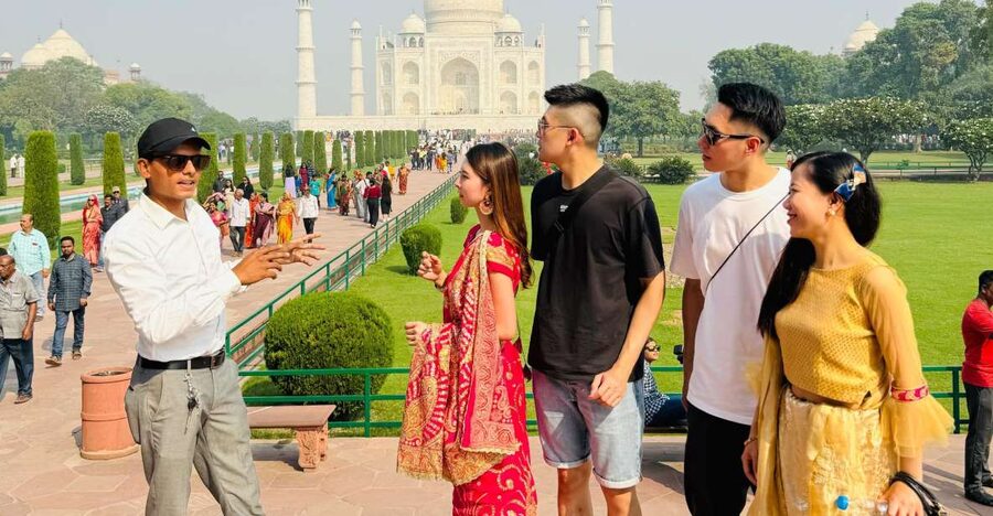 Taj Mahal, Fort, Baby Taj & Mehtab Bagh Private City Tour - Starting early at the Taj Mahal