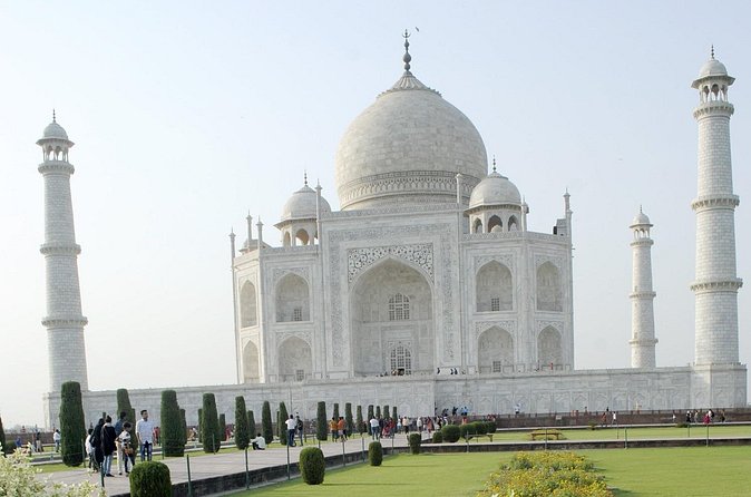 Taj Mahal Sunrise and Agra Fort Private Guided Tour - Who should book this Agra tour?