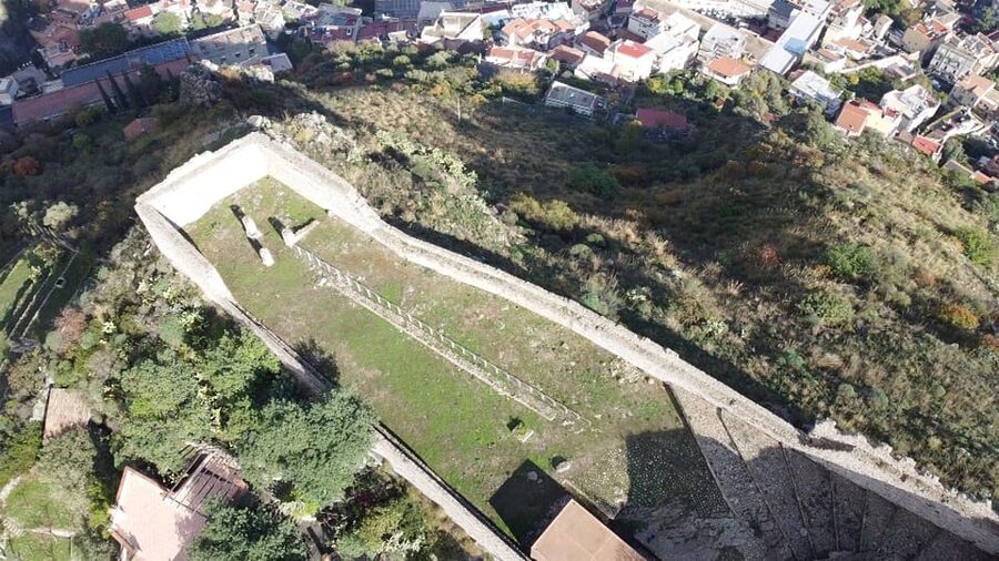 Taormina; Taormina Castle Tour - A 50-Minute Route Guided by Your Smartphone