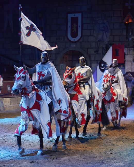 Tenerife: Castillo San Miguel Medieval Show and Banquet - What to budget beyond the ticket