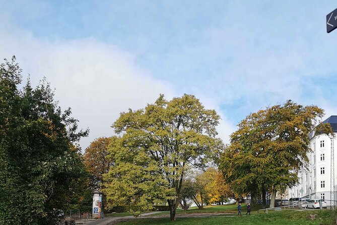 The Ancient Viking Stronghold of Aros: A Self-Guided Audio Tour in Aarhus - ARoS and Aarhus as a modern art city